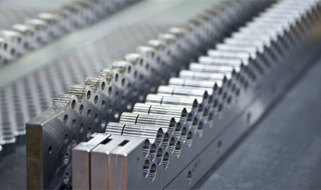 為什么普通的單色模具比雙色模具價(jià)格便宜？