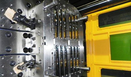 雙色模具廠如何選擇？